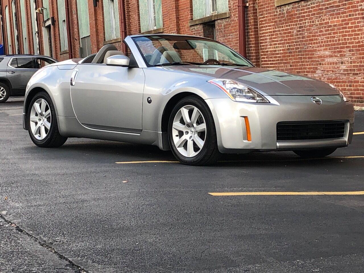 2004 Nissan 350Z for sale in St. Charles, MO – photo 2
