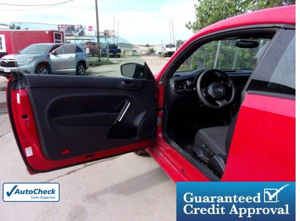 2012 Volkswagen Beetle 2dr Cpe Auto Entry PZEV *Ltd Avail* 100%... for sale in Lewisville, TX – photo 11