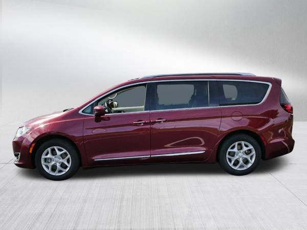 2018 Chrysler Pacifica Touring L Plus - - by dealer for sale in Burnsville, MN – photo 4