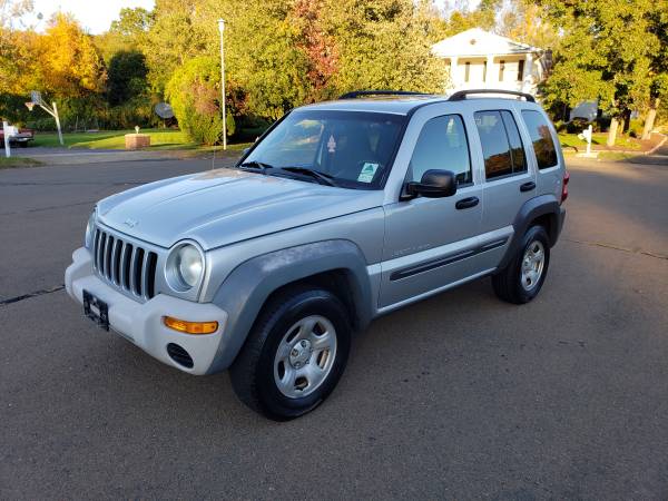 2003 Jeep Liberty 4X4 140K Miles Runs Great!! for sale in North Haven, NY – photo 2