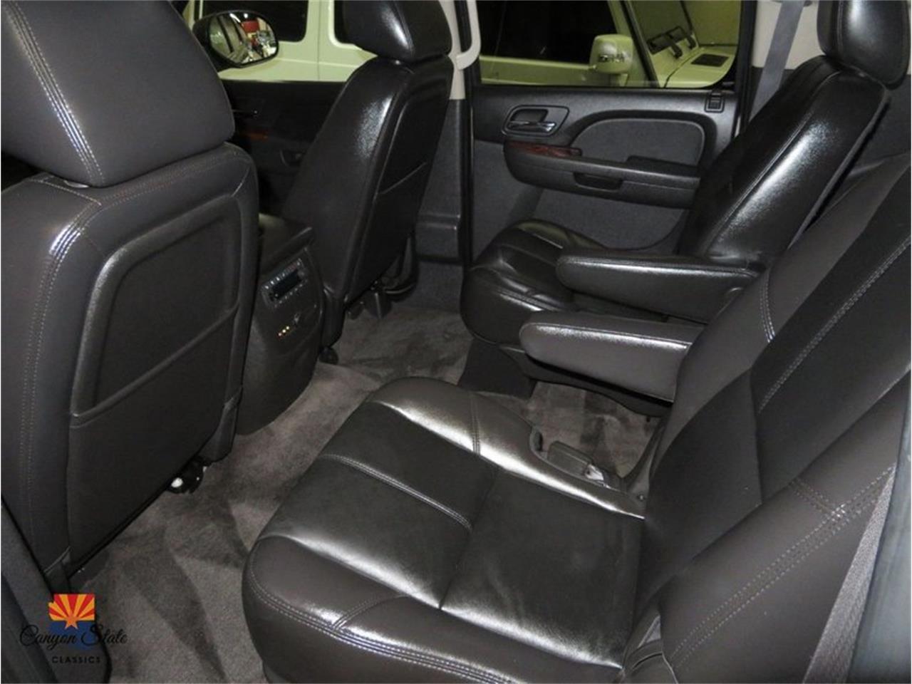 2011 Chevrolet Suburban for sale in Tempe, AZ – photo 32