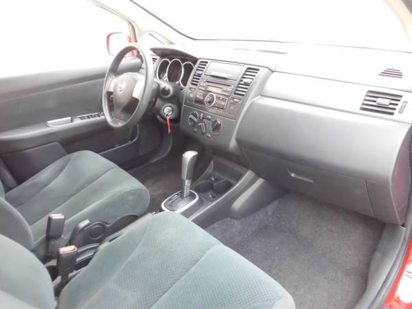 2012 Nissan Versa 1 8 SL Hatchback - - by dealer for sale in Wilmington, OH – photo 10