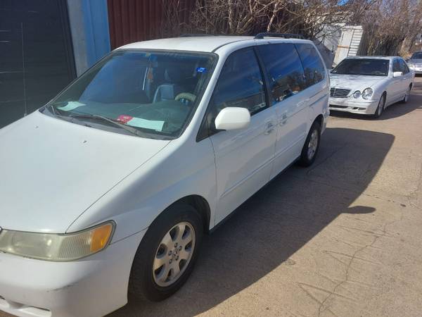 Well Maintained 2000 Honda Odyssey for sale in Dallas, TX – photo 2