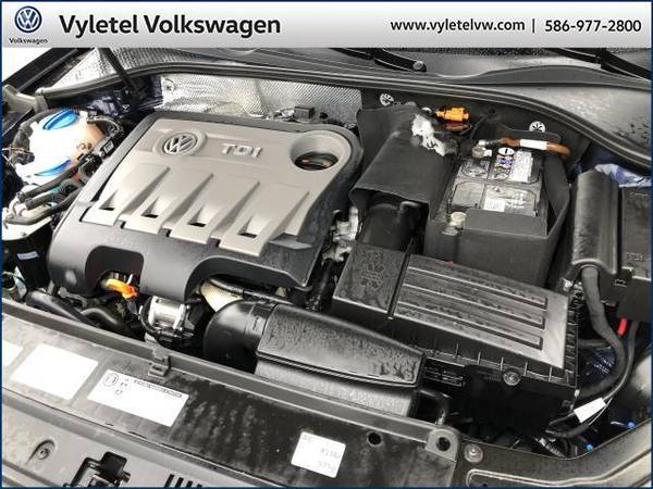 2013 Volkswagen Passat sedan 4dr Sdn 2.0L DSG TDI SEL Premium for sale in Sterling Heights, MI – photo 8