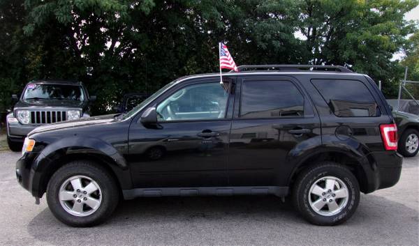 2011 Ford Escape XLT 4x4/Financing.... for sale in Manchester, MA