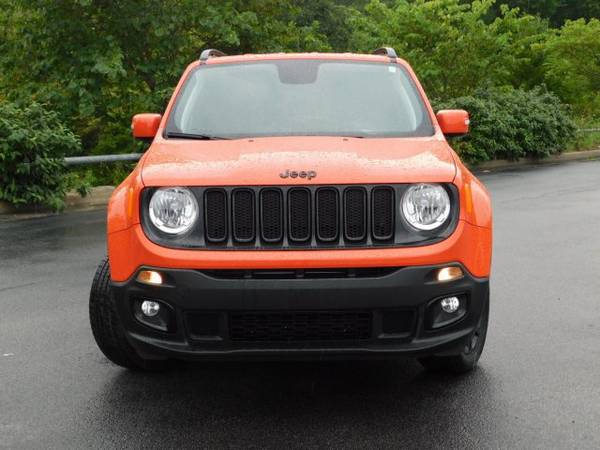 2018 Jeep Renegade Altitude 4x4 4WD Four Wheel Drive SKU:JPH53786 for sale in Johnson City, NC – photo 10