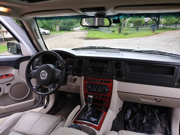 2006 Jeep Commander Limited for sale in Elkhart, IN – photo 8