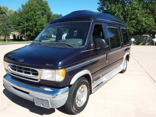 HANDICAP WHEELCHAIR VAN 1999 FORD E250 for sale in Macomb, IL – photo 10