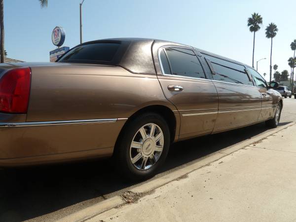 2007 LINCOLN TOWN CAR LIMOUSINE , SOLID AND GORGEOUS!!!!!! for sale in Oceanside, CA – photo 6