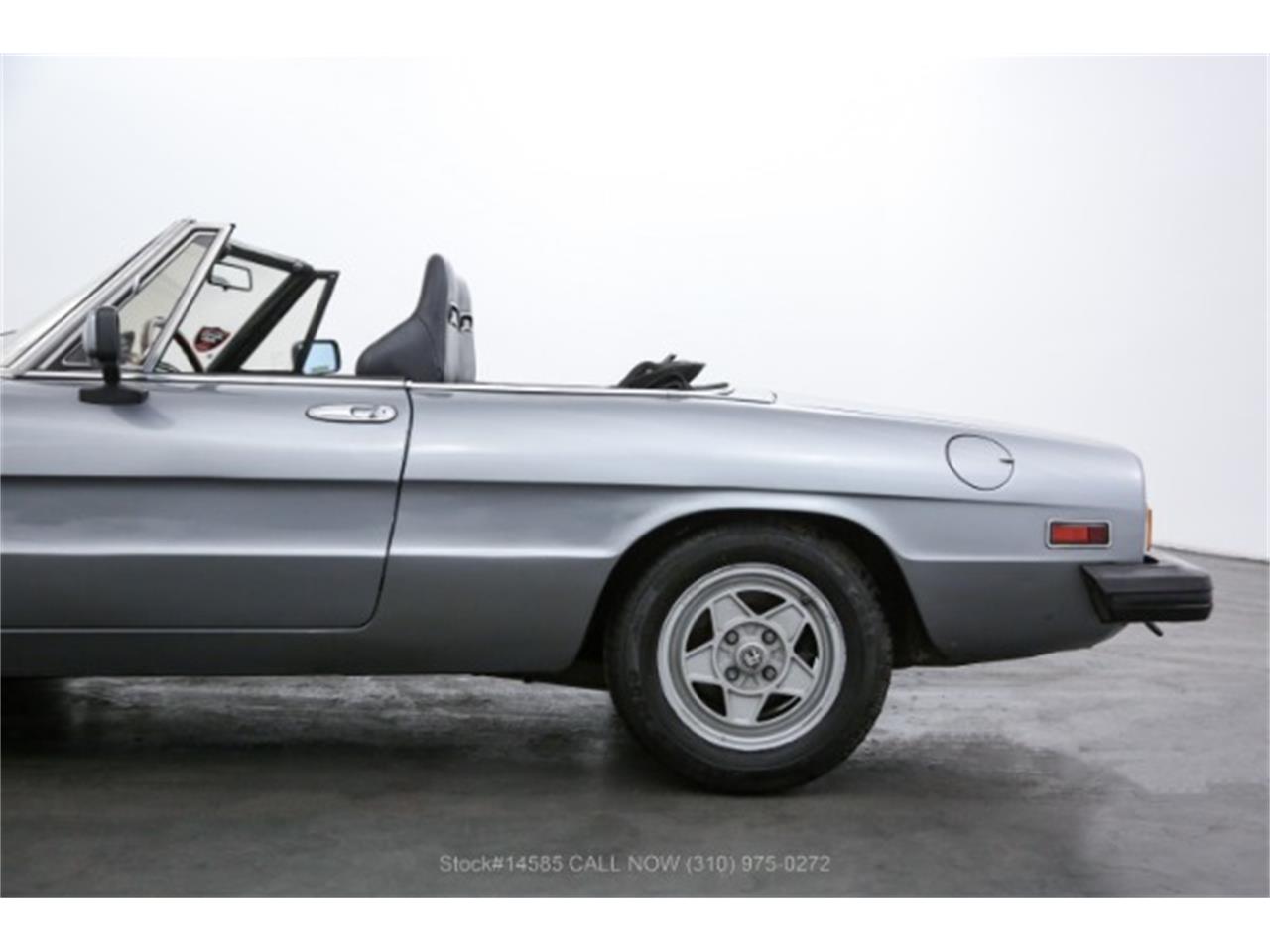 1982 Alfa Romeo 2000 Spider Veloce for sale in Beverly Hills, CA – photo 16