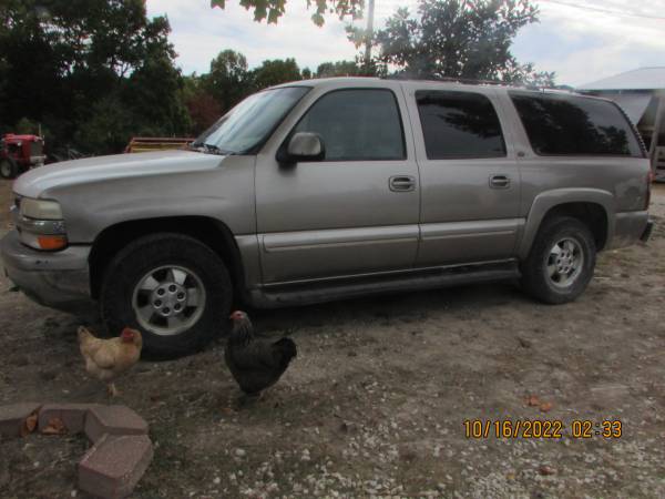2001 Chevy Suburban 4x4 for sale in Seymour, MO