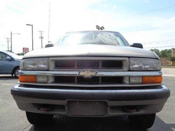 1999 Chevrolet Blazer 4dr 4WD LT! 113k Miles! for sale in Marion, IA – photo 3