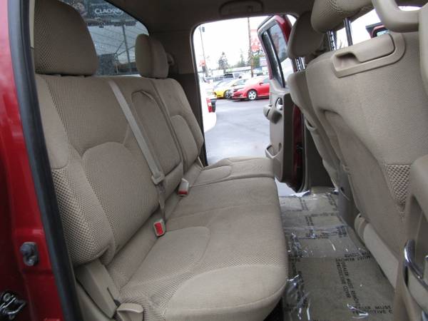 2007 Nissan Frontier 2WD Crew Cab SWB Auto BURGANDY 2 OWNER SO for sale in Milwaukie, OR – photo 19