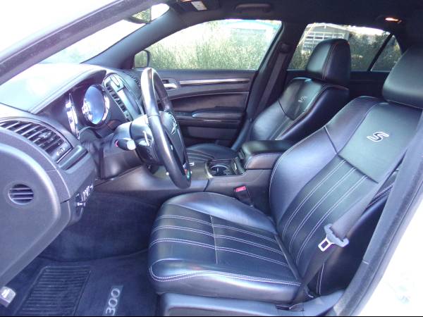 2014 Chrysler 300S Runs Great Leather Navi 50K Miles Reg 2020 A/C Nice for sale in Hayward, CA – photo 7