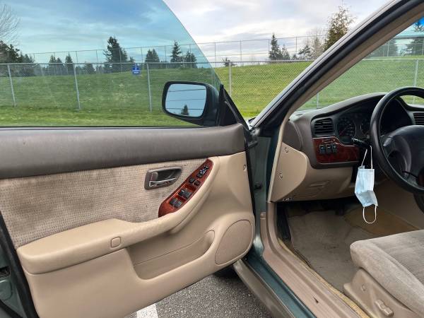 2004 subaru outback wagon! 5Speed M/T 4cyl runs/drives good AWD for sale in Seattle, WA – photo 8