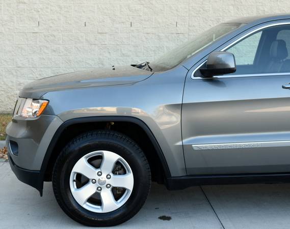 Steel Grey 2012 Jeep Grand Cherokee 4x4 - Leather - Moonroof - 1 for sale in Raleigh, NC – photo 23