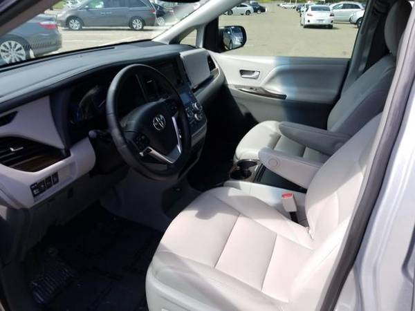 2015 *Toyota Sienna* mini-van XLE - for sale in Goleta, CA – photo 8