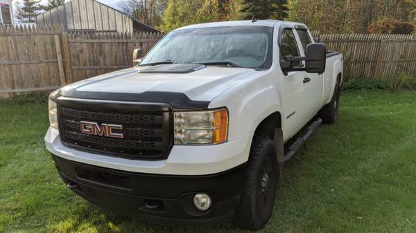 GMC 3500 HD CREW CAB 4X4 - cars & trucks - by owner - vehicle... for sale in Chateaugay, NY – photo 7