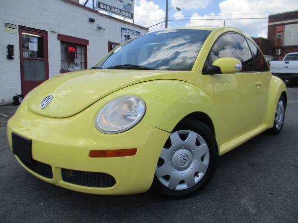 2010 Volkswagen Beetle **Hot Deal/Cold AC & Clean Title** - cars &... for sale in Roanoke, VA