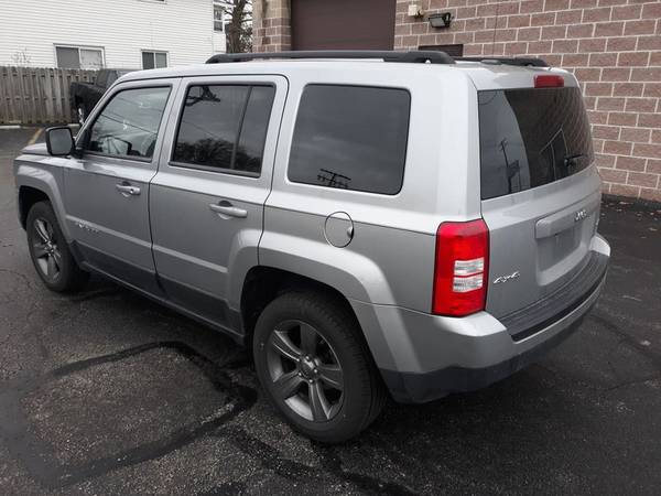 2015 Jeep Patriot 4x4 - - by dealer - vehicle for sale in PARMA, OH – photo 3