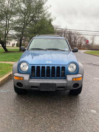 2003 Jeep Liberty 4x4 - cars & trucks - by owner - vehicle... for sale in Old Bridge, NJ – photo 3
