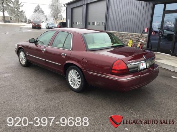 2011 MERCURY GRAND MARQUIS LS - - by dealer - vehicle for sale in Jefferson, WI – photo 4