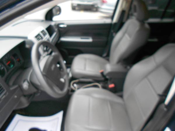 2008 JEEP COMPASS 4X4 30,000 MILES!! LIKE NEW!! WE FINANCE!! for sale in Farmingdale, NY – photo 8