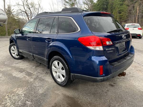 2011 SUBARU OUTBACK PREMIUM - - by dealer - vehicle for sale in Barre, VT – photo 3