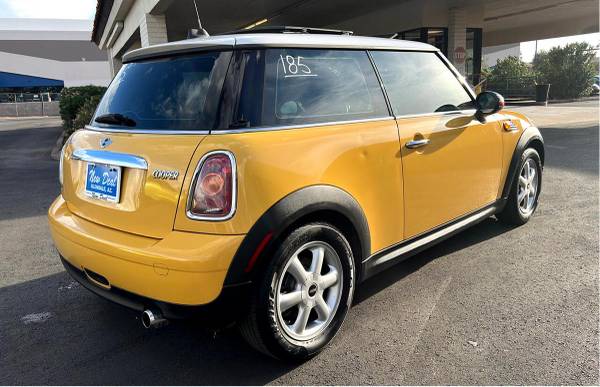 2007 MINI Cooper Hardtop 2dr Cpe FREE CARFAX ON EVERY VEHICLE - cars for sale in Glendale, AZ – photo 3