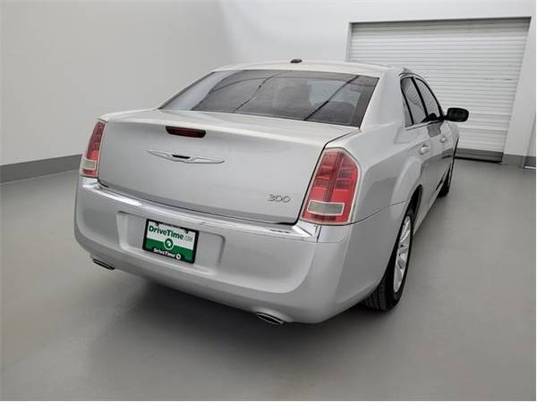 2012 Chrysler 300 300 - sedan - - by dealer - vehicle for sale in TAMPA, FL – photo 7