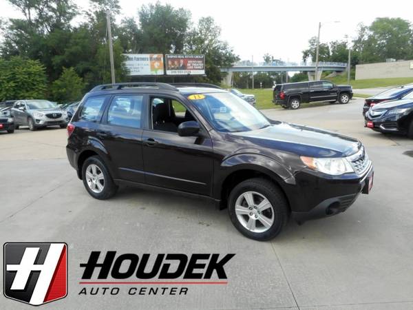 2013 Subaru Forester 4dr Auto 2 5X - - by dealer for sale in Marion, IA
