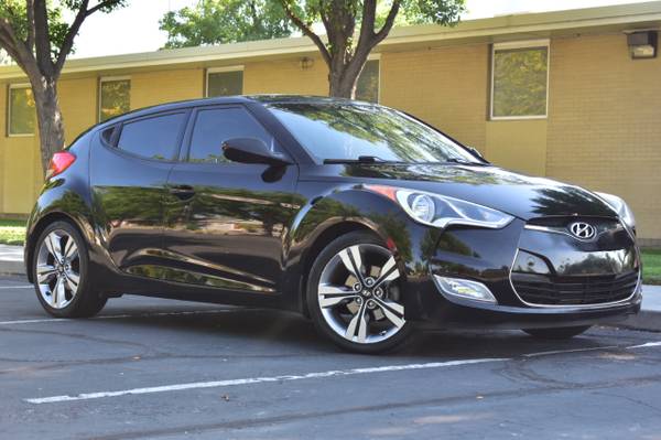 2014 Hyundai Veloster 6-Speed JUST DISCOUNTED for sale in Garden City, ID – photo 2