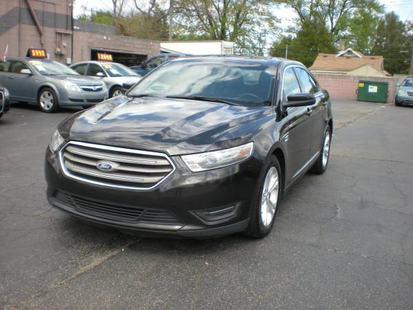2013 Ford Taurus SEL for sale in Roseville, MI – photo 4