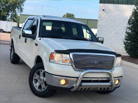 2007 FORD F150 4X4 LARIAT 4,DOOR WHITE 5.4 V8 WITH 150k TRUCK CLEAN for sale in Fresno, CA – photo 2