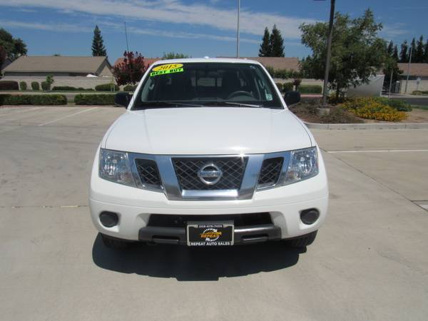 2015 NISSAN FRONTIER CREW CAB SV PICKUP 4WD 5 FT for sale in Manteca, CA – photo 2