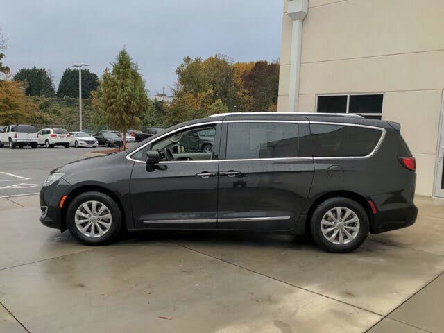 2018 Chrysler Pacifica Touring L FWD for sale in Charlotte, NC – photo 4