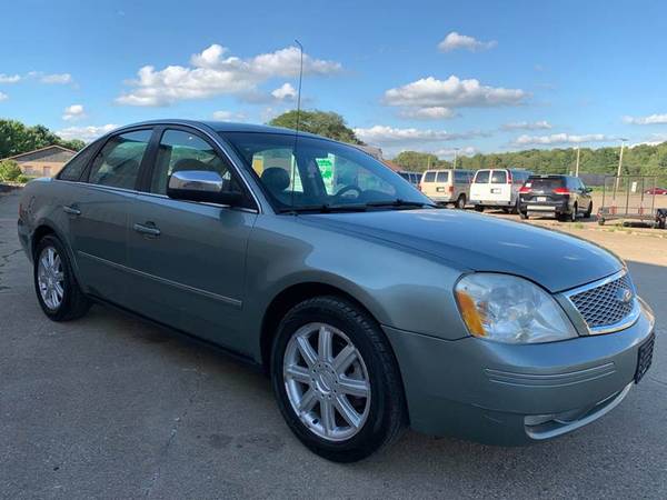 2006 Ford Five Hundred LIMITED AWD - Only 94,000 miles - New Tires for sale in Uniontown , OH – photo 9
