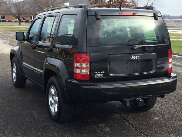 2012 Jeep Liberty 4X4 No Rust! Nice! Only $6450 - cars & trucks - by... for sale in Chesterfield Indiana, IN – photo 7