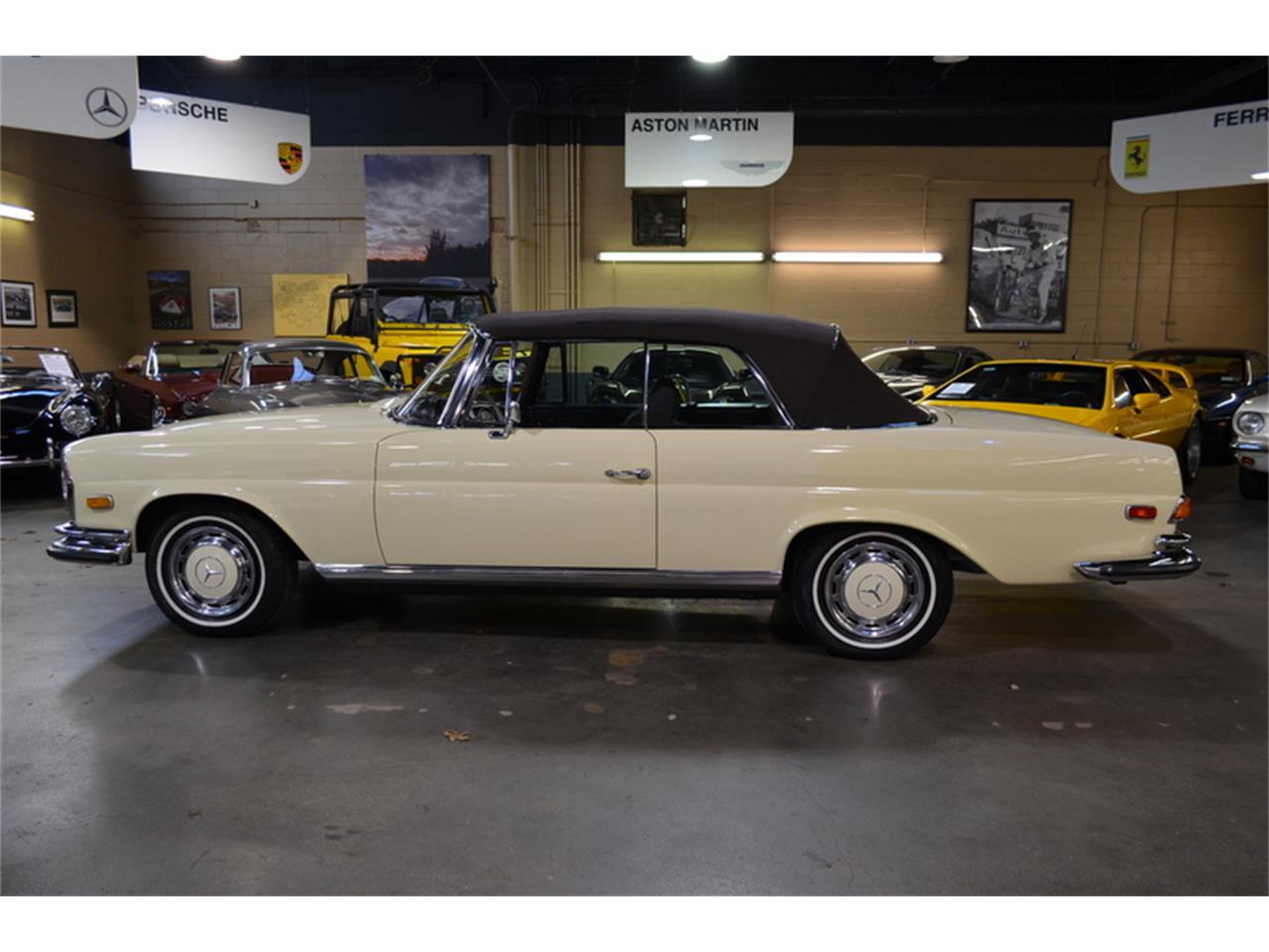 1971 Mercedes-Benz 280SE for sale in Huntington Station, NY – photo 8
