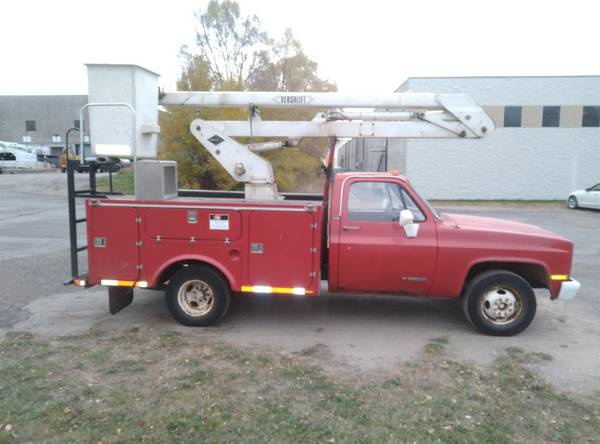 1989 Chevy R3500 Forestry 31 5 Boom Bucket Truck for sale in Bloomington, MN – photo 3