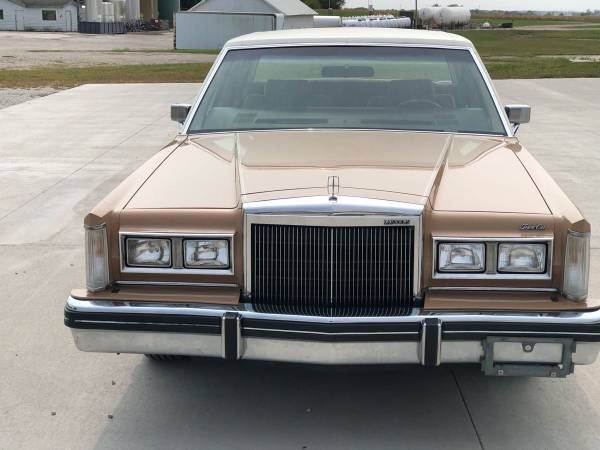 1983 Lincoln Town car - cars & trucks - by owner - vehicle... for sale in Bevington, IA – photo 2