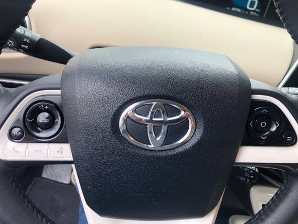 2016 Toyota Prius III! GREAT DEAL! for sale in Bellevue, WA – photo 17
