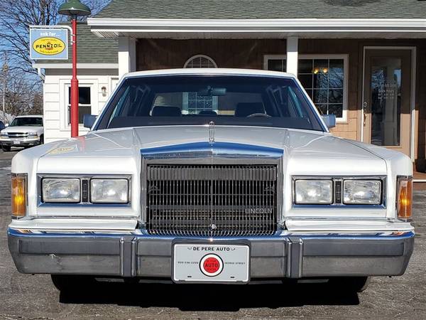 1989 Lincoln Town Car - - by dealer - vehicle for sale in De Pere, WI – photo 14