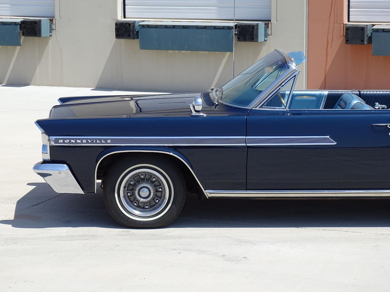 1963 Pontiac Bonneville for sale in O'Fallon, IL – photo 50