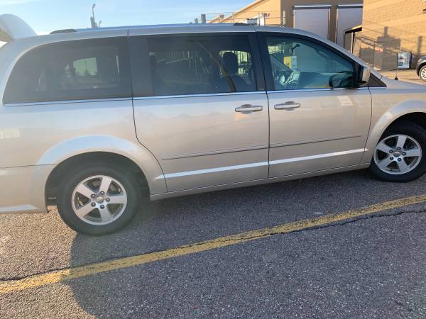 2013 dodge caravan - cars & trucks - by owner - vehicle automotive... for sale in New Ulm, MN – photo 2