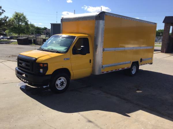Box truck - - by dealer - vehicle automotive sale for sale in Van Buren, AR