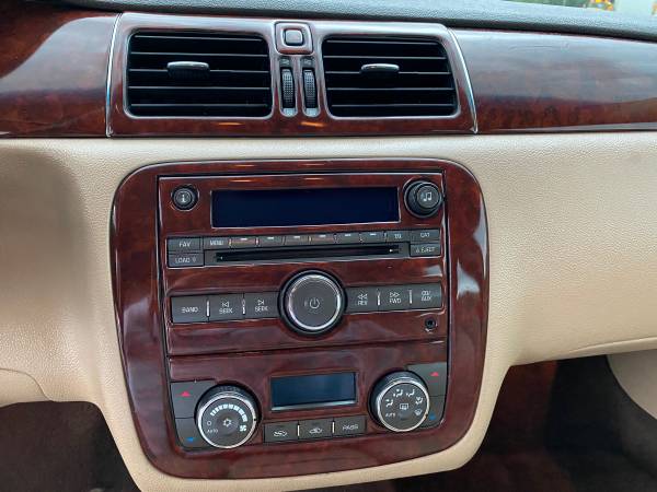2007 Buick Lucerne - -DEALMAKER AUTOSALES--$1495 DOWN AND YOU RIDE!!... for sale in Jacksonville, FL – photo 8