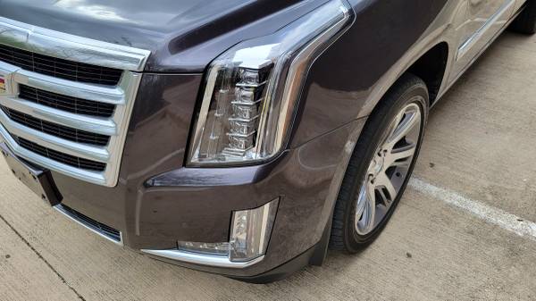 2016 Cadillac Escalade ESV 4X4 Premium Collection, 1-Owner, Like New for sale in Keller, TX – photo 10
