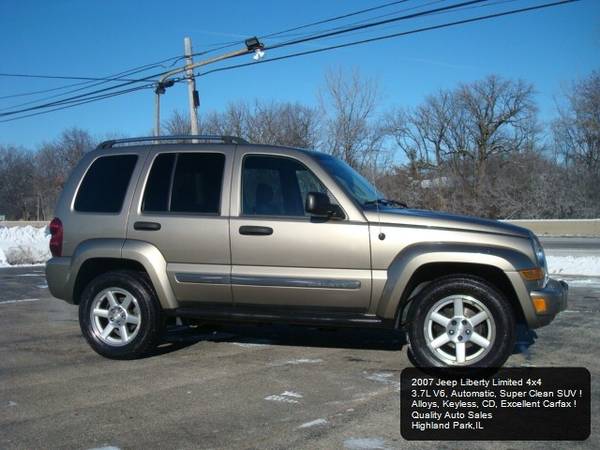 2007 Jeep Liberty Limited 4WD - - by dealer - vehicle for sale in Highland Park, IL – photo 4