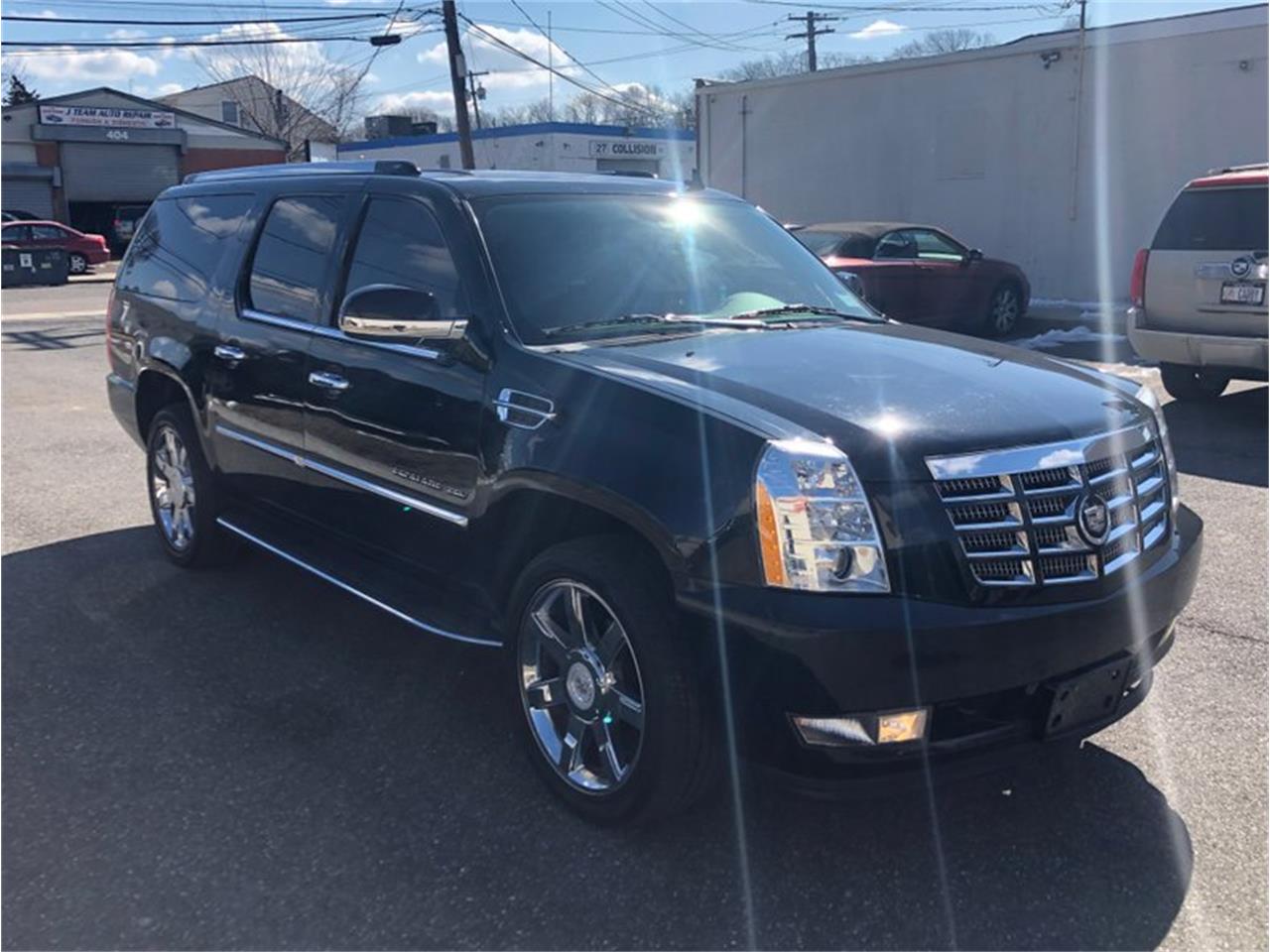 2011 Cadillac Escalade for sale in West Babylon, NY – photo 6